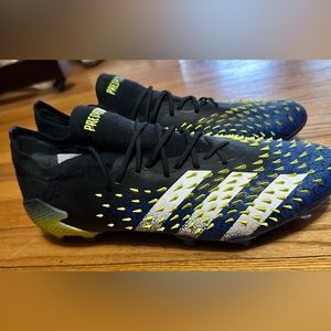 Adidas Predator demonskin size 11 mens cleats